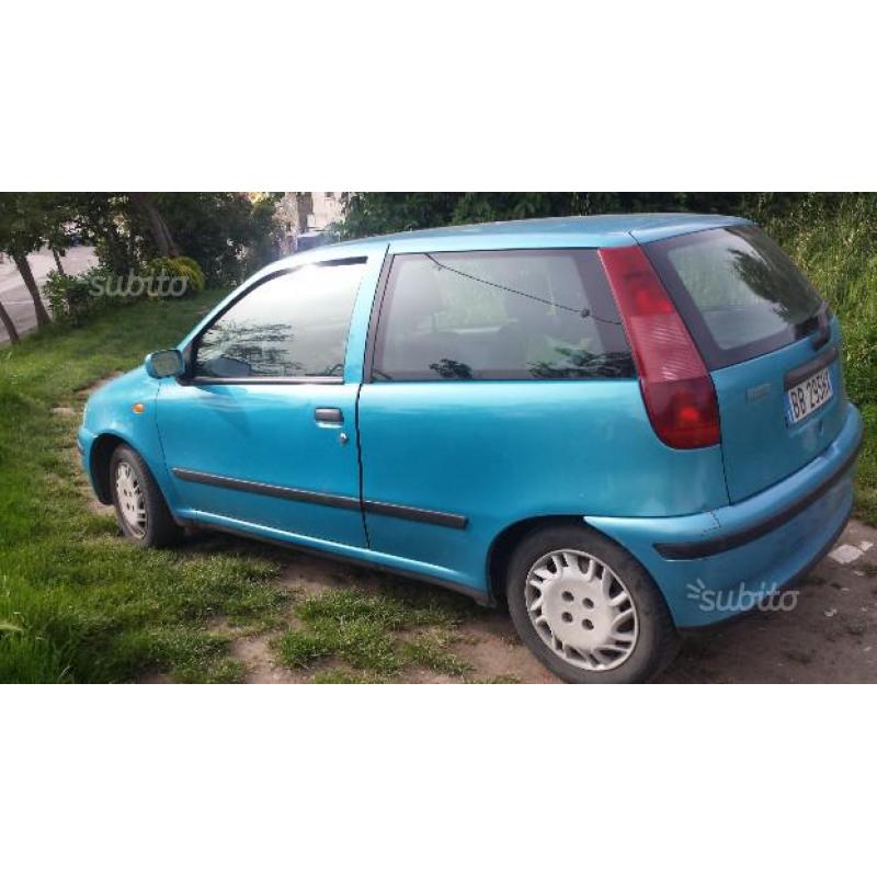 FIAT Punto - 1999