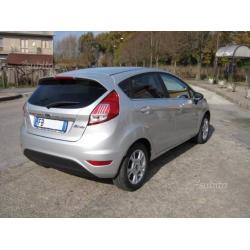 FORD FIESTA 1.5 TDCi KM 0 TITANIUM DICEMBRE-2015