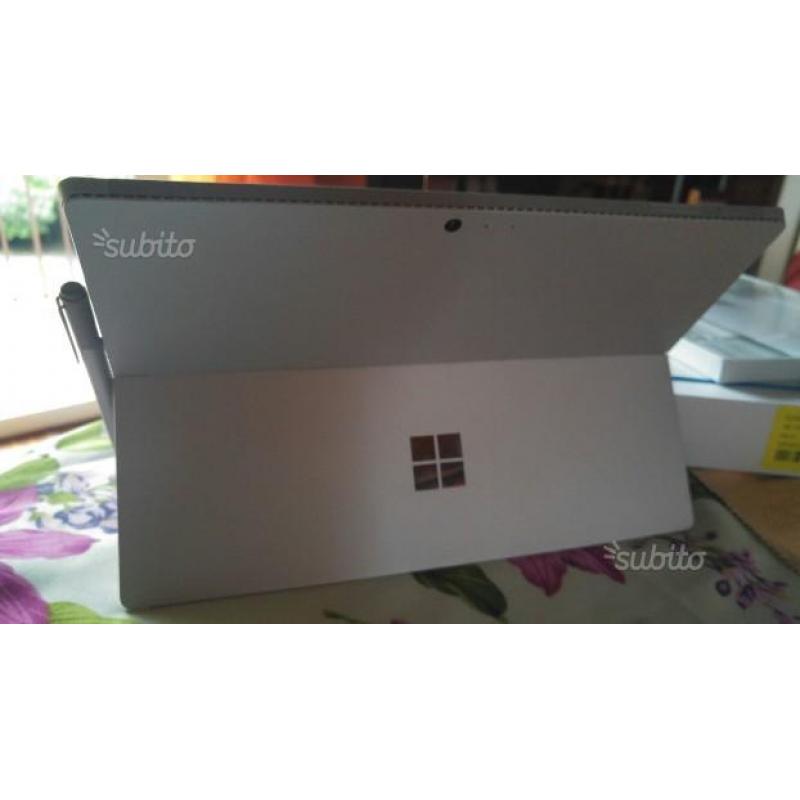 Microsoft surface pro 4 I5 ssd 128gb, 4gb di ram