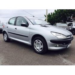 PEUGEOT 206 2.0 Hdi 90cv 5 porte XT