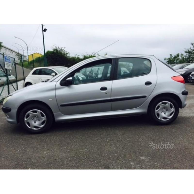 PEUGEOT 206 2.0 Hdi 90cv 5 porte XT