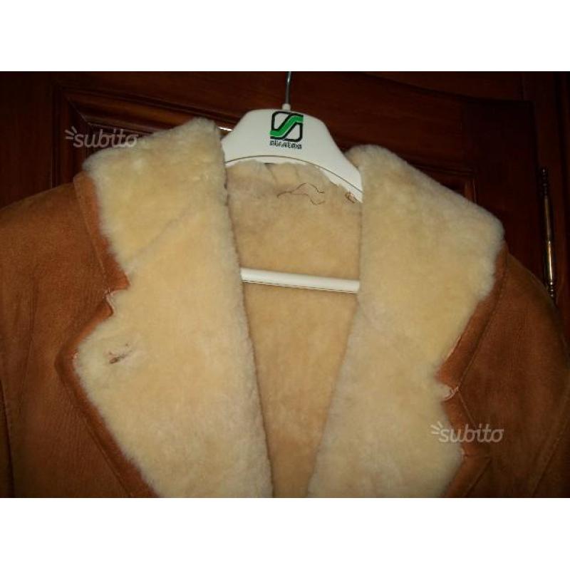 Giacca marron chiaro in pelle di montone Shearling