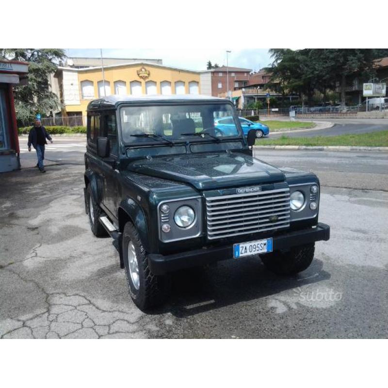 Land Rover Defender 2.5 Tdi 3p. SE