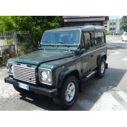 Land Rover Defender 2.5 Tdi 3p. SE