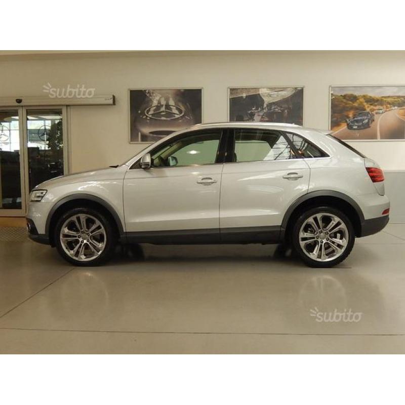 AUDI Q3 2.0 TDI quattro S tronic Edition