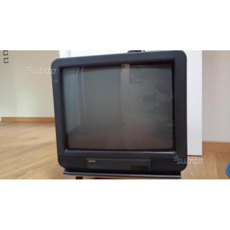 Televisore con frequenza analogica SANYO stereo