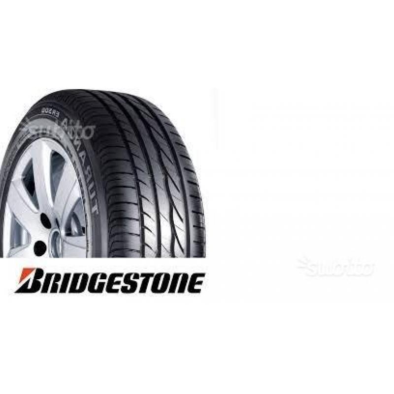 NUOVI bridgestoneTURANZA AR 300 205/55 R16 RUNFLAT