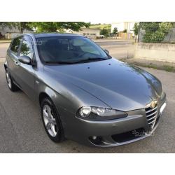 Alfa Romeo 147 perfetta 1.9 diesel 5 porte-2006