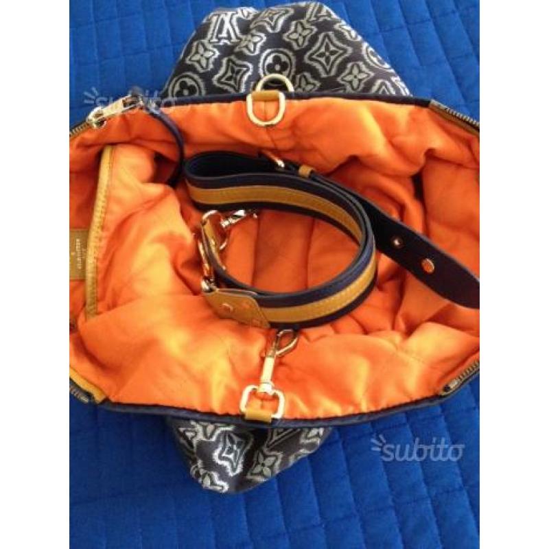 Borsa modello Aviator Louis Vuitton originale