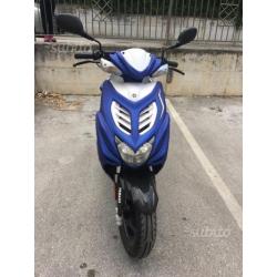 Yamaha aerox 50