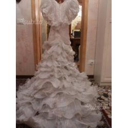 Svendita splendido vestito da sposa con accessori