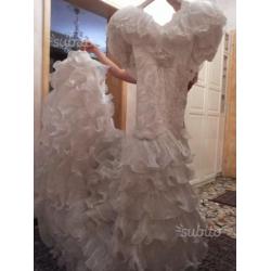 Svendita splendido vestito da sposa con accessori