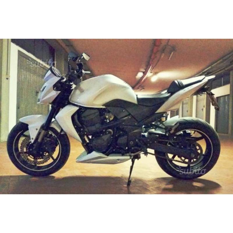 Kawasaki Z750 2012