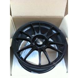 Cerchi OZ Racing ultraleggera 17 pollici Clio RS