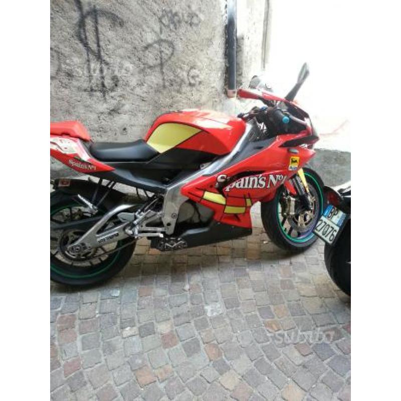 Stupenda aprilia rs