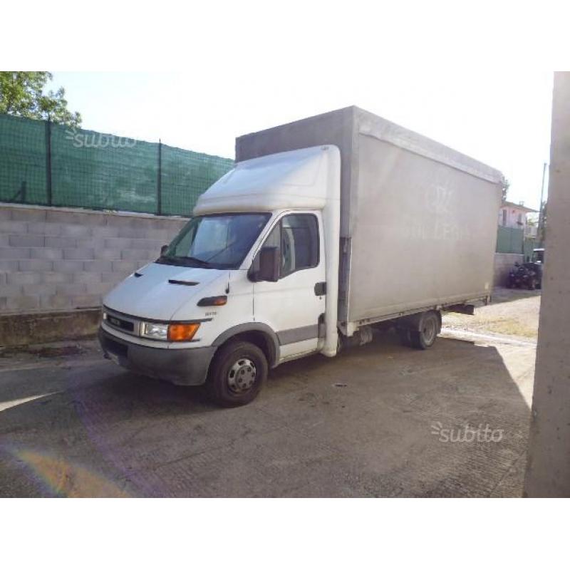 Iveco daily 35C15 2.8 107 kw del 2002