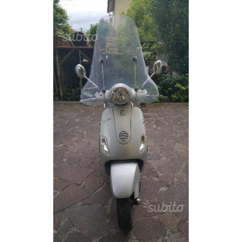 Piaggio Vespa 125 LX - 2006