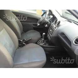 FORD FIESTA 1,4 TDCI GARANZiA 12 MESI