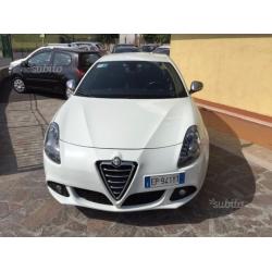 ALFA ROMEO Giulietta (2010) - 2013