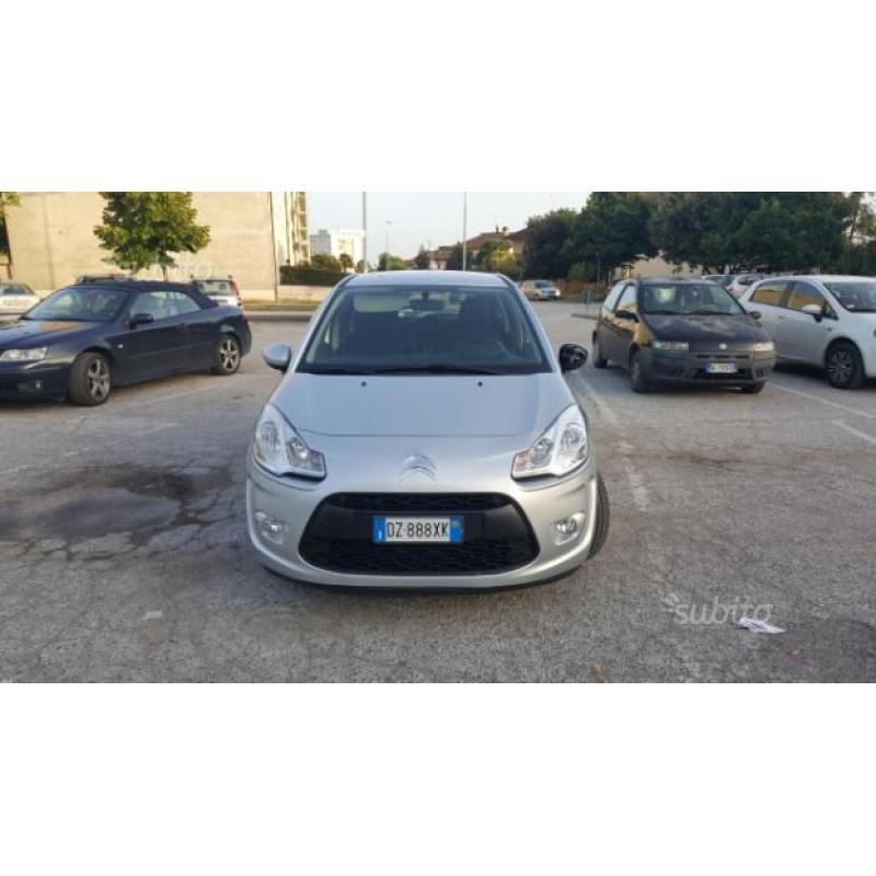 Citroen c3 anno 2009disel 1.4 hdi per neopatantati