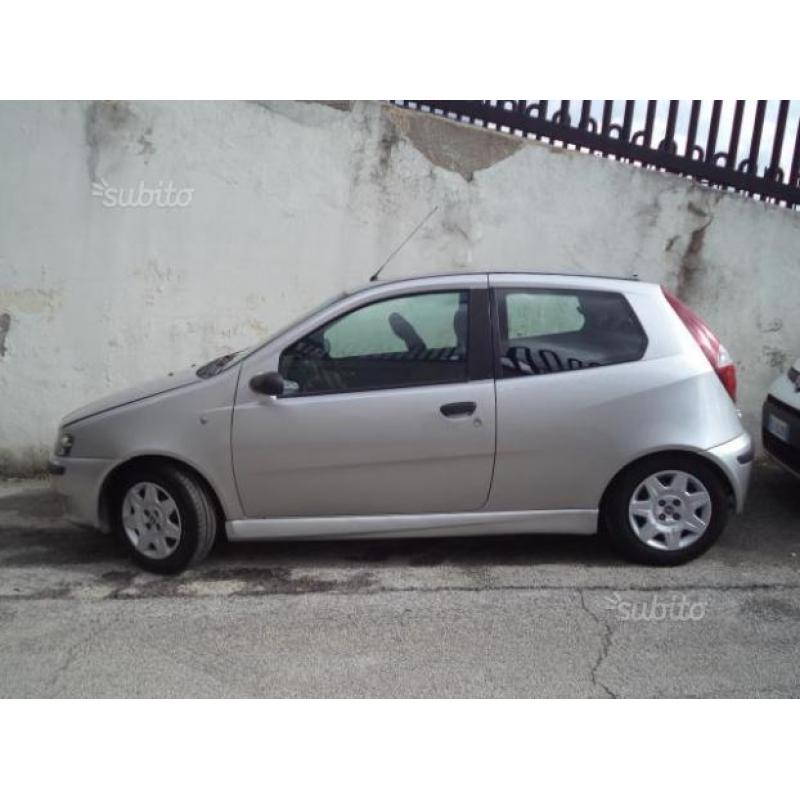 Fiat Punto 1.2i 16V 3 Porte Sporting - 2001