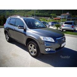 TOYOTA RAV4 3ª d4d Lounge