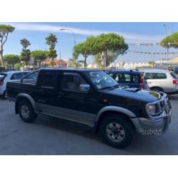 Nissan navara 2.5tdi pk autocarro 5 posti