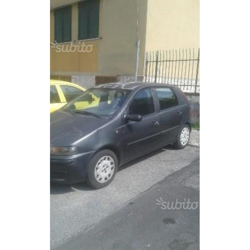 FIAT Punto 2ª serie - 2001