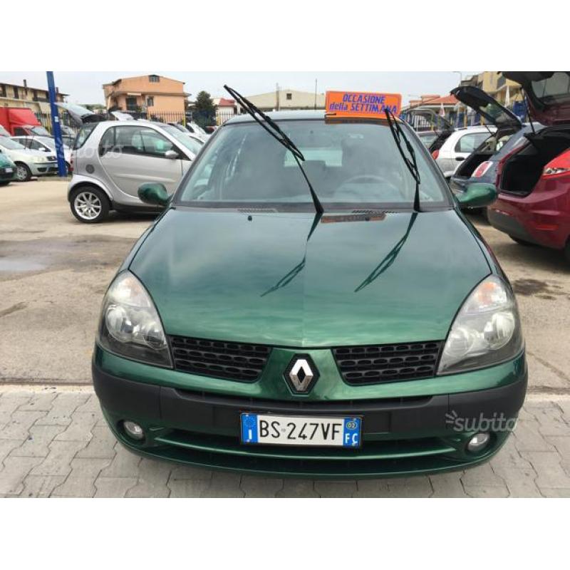 Renault clio