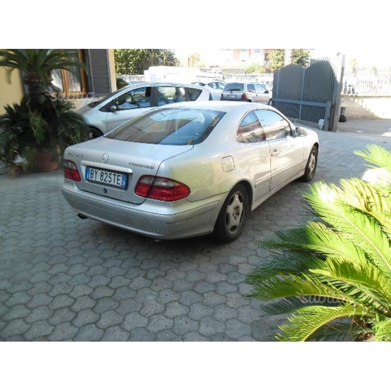 MERCEDES Classe CLK 200 KOMPRESSOR AVANTGARDE