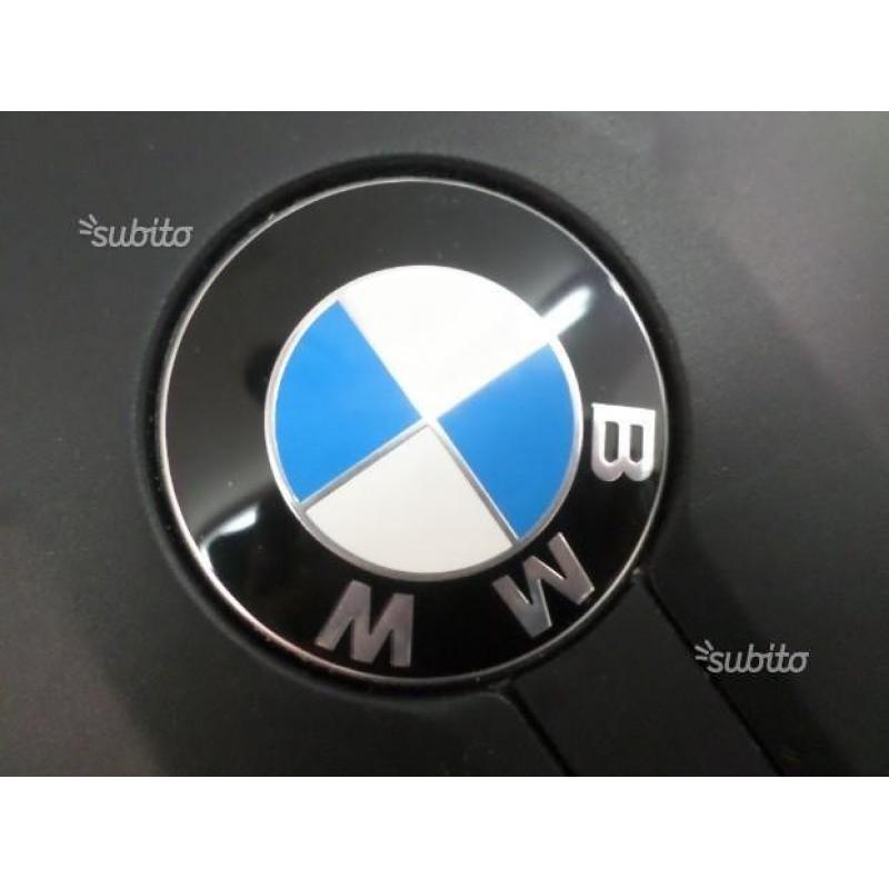 L2784 Copertura motore BMW Serie 5 2017 2.0 Diesel