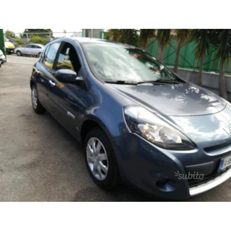 RENAULT Clio 2ª serie - 2011