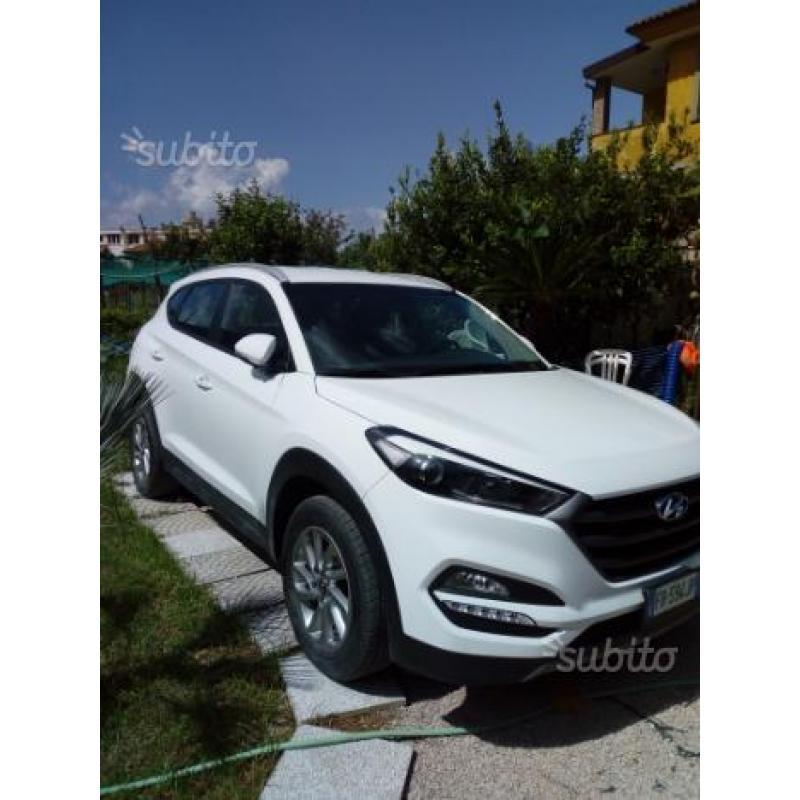 Hyundai Tucson 1.7 CRDi confort