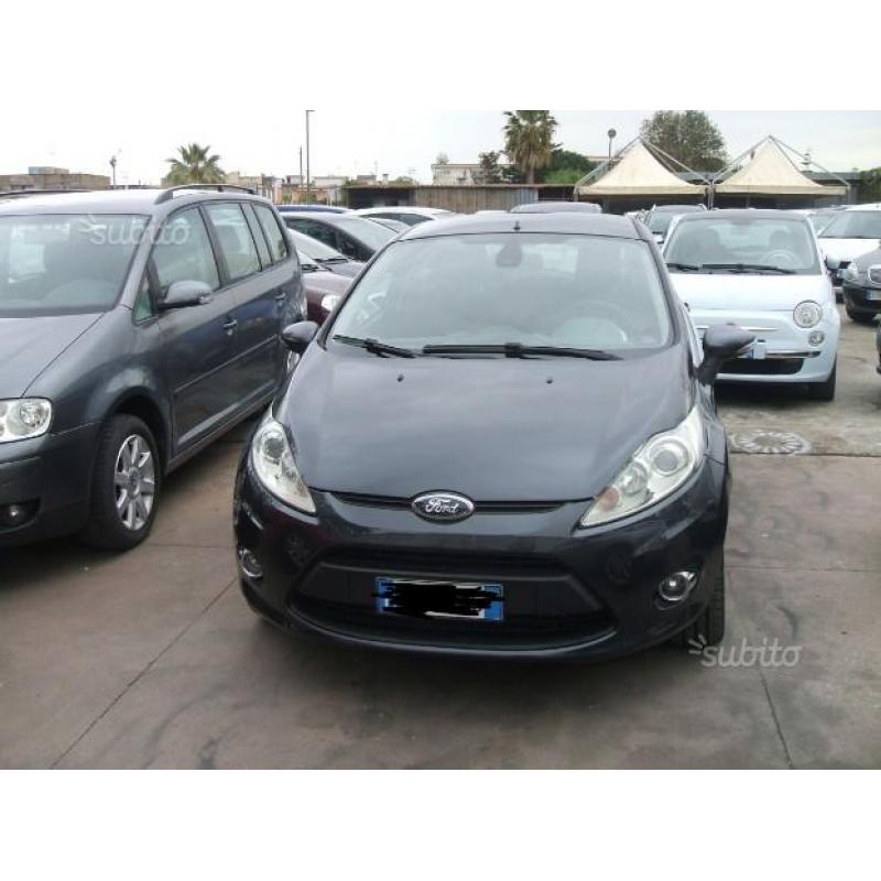 FORD Fiesta 5ª serie - 2009