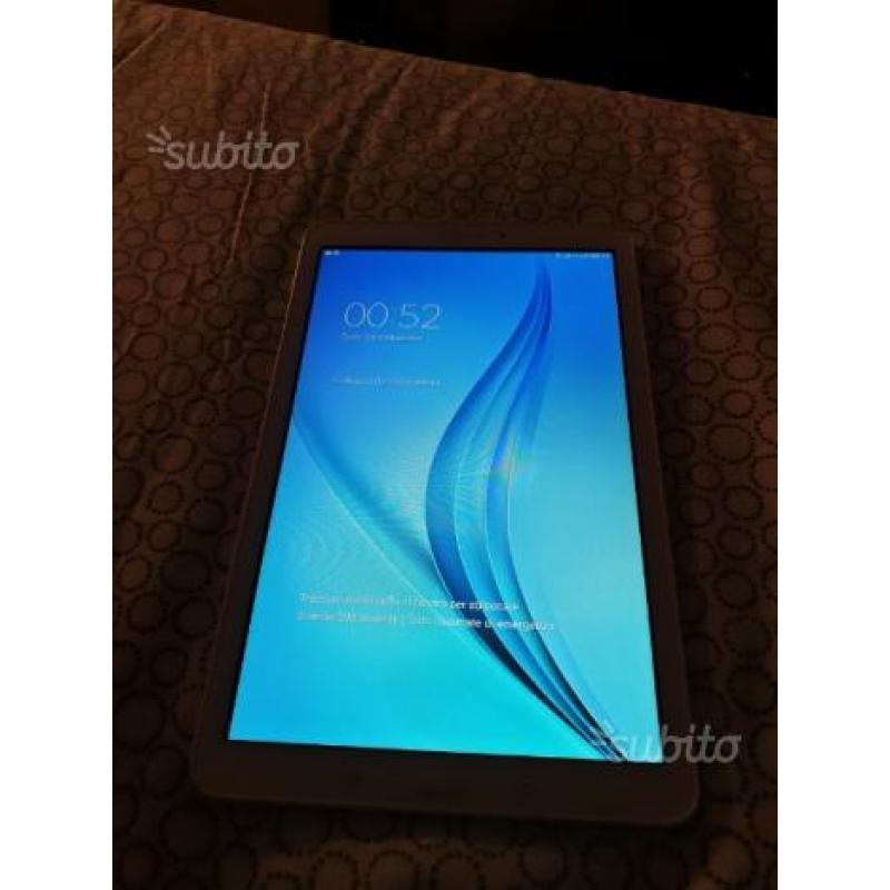 Samsung tab E 9.6 Wi-Fi + 3g