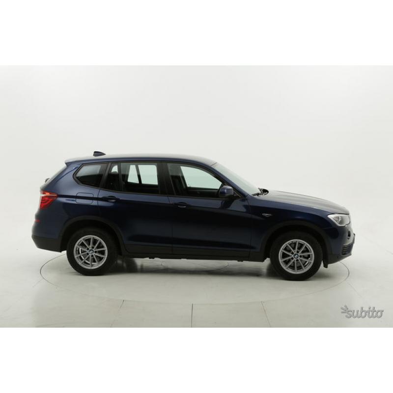 BMW X3 Business sDrive 150cv